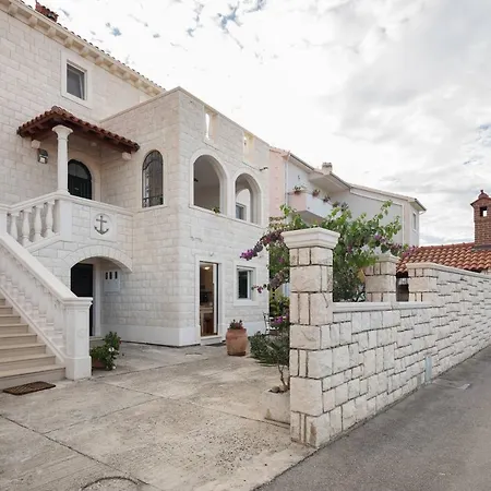 With Parking Space Supetar, Brac - 15640 Apartman *