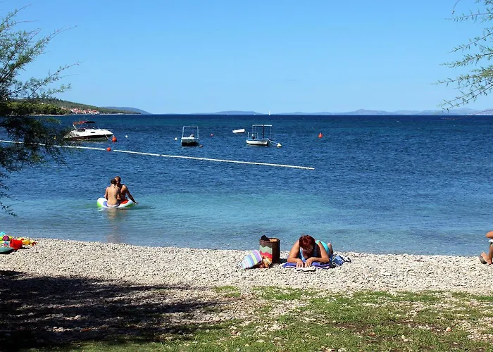 Lägenhet With Parking Space Supetar, Brac - 15640 *