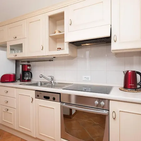 Apartamento With Parking Space Supetar, Brac - 15640